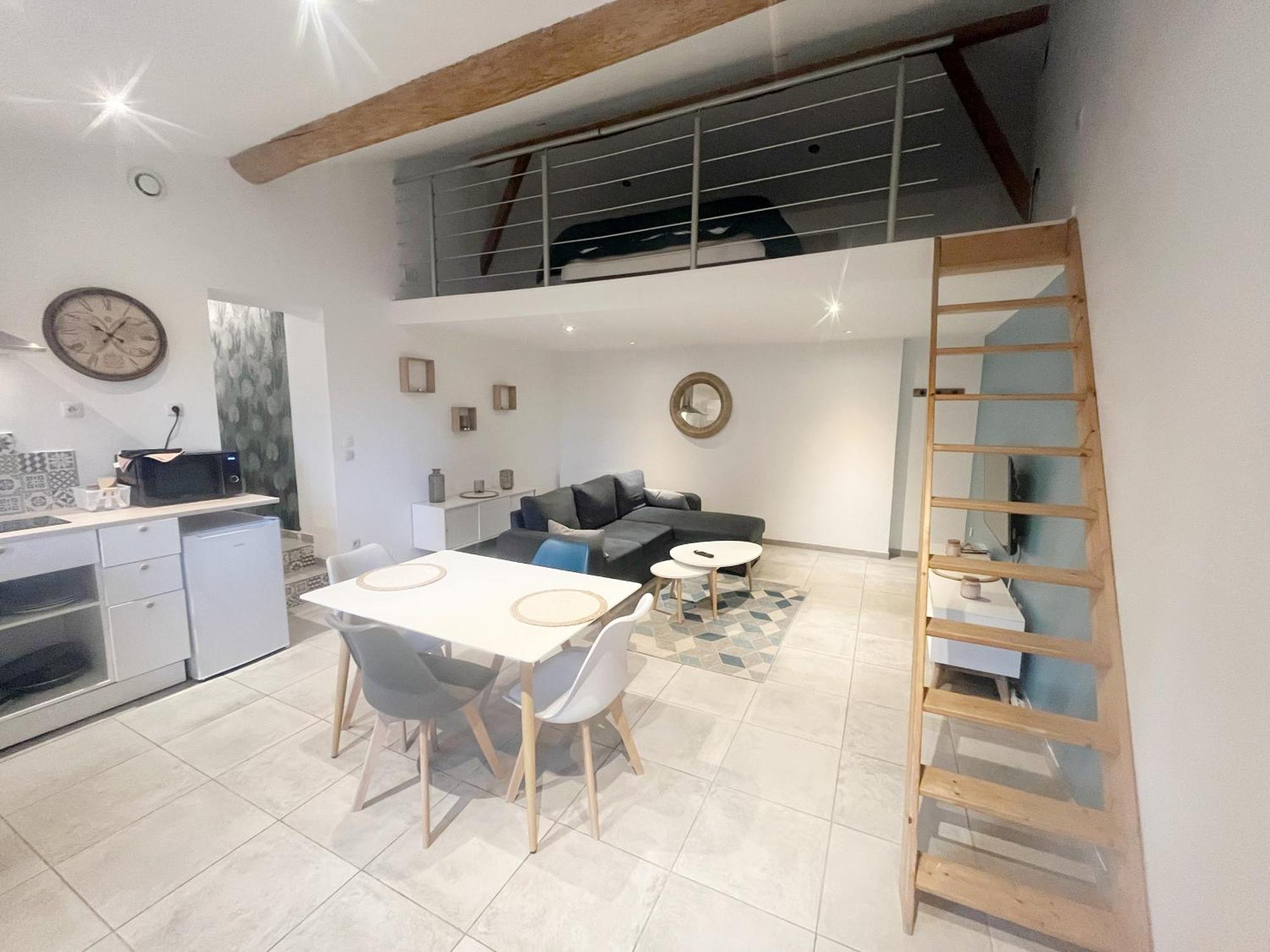 A Deux Pas Des Peniches Apartment Castelsarrasin Luaran gambar